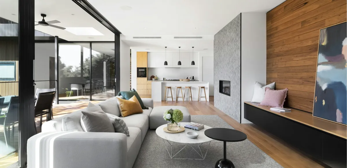 Vivienda abierta con cocina conectada al salón
